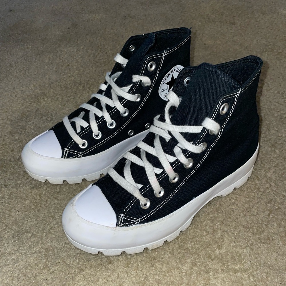 Converse Lugged, women size 6.5